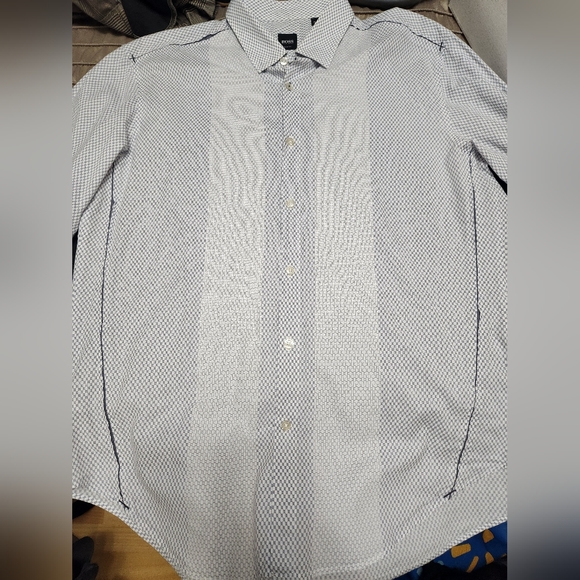 Hugo Boss dress shirt - Picture 3 of 9